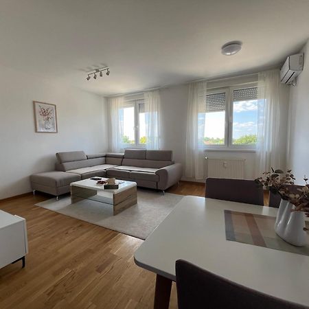 Cozy Apartment Anna Subotica Esterno foto